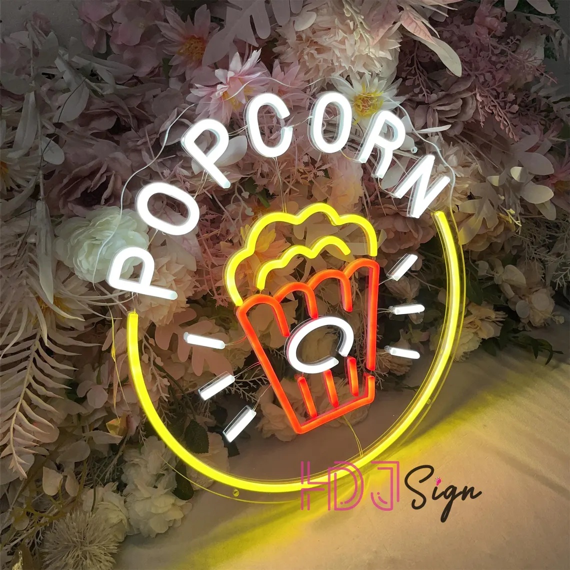 Insegna al Neon LED a Forma di - Home Cinema Wall Lights recensione e prezzo